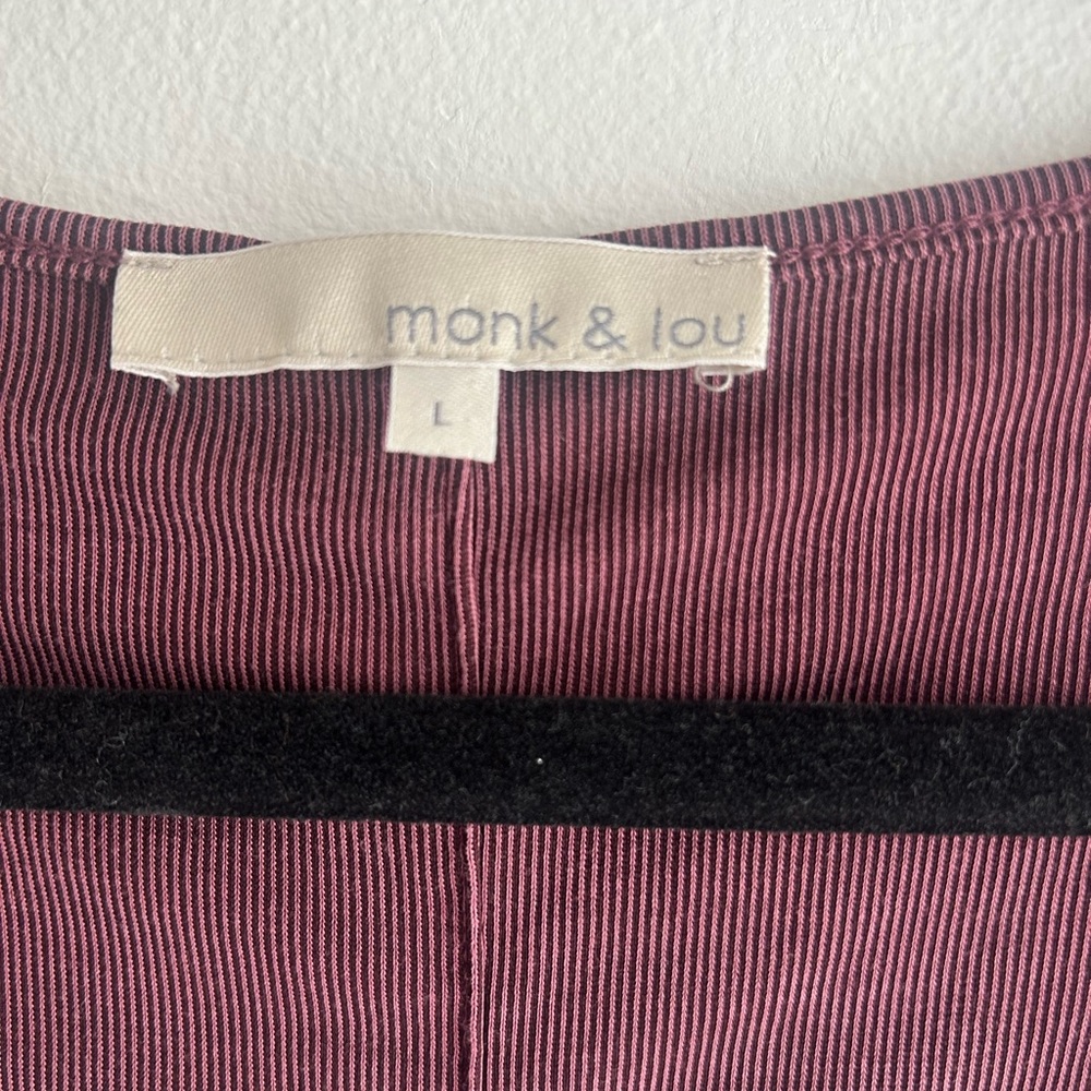 Elegant Burgundy V-Neck Women's Tee - Picture 2 of 3